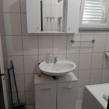 Guest House Renata 2 Apartment