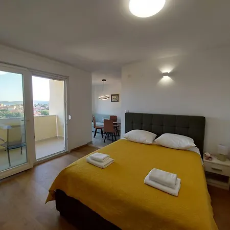 Renata 1 Apartment *