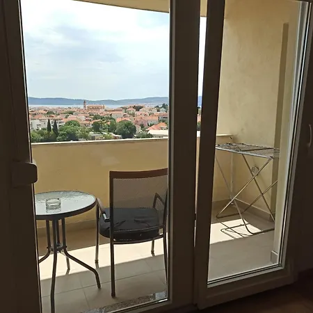 Renata 1 Apartment